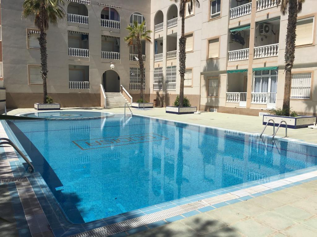 Apartamentos Avenida Diego Ramirez 또레비에하 외부 사진